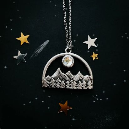 Jewelry: Mnt Landscape w/ Moon