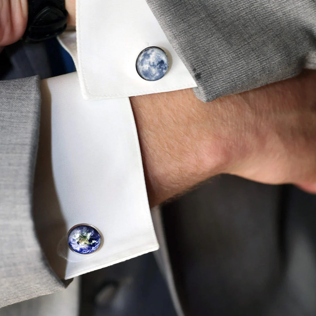 Jewelry: Cufflinks ASST