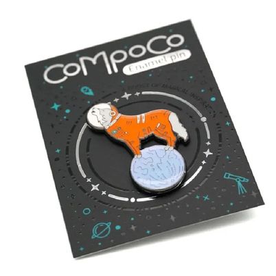 Pins: Space Wolf